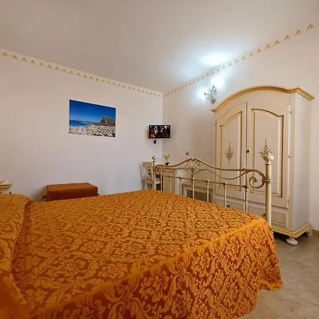 Orchidea Bed & Breakfast 3*